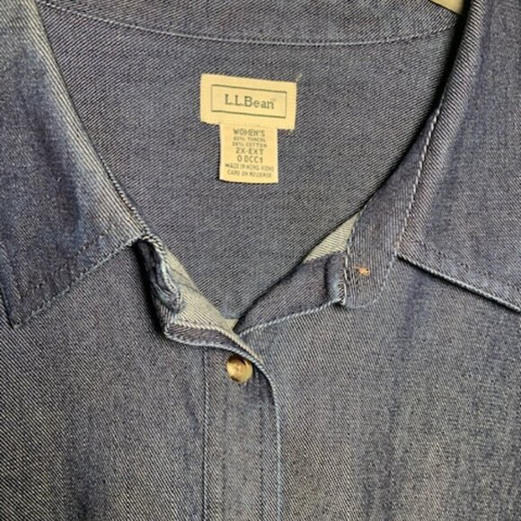 LL Bean Women Plus Gorpcore Tencel Blend Denim Button Down Cowgirl Shirt Size 2X - Picture 4 of 7